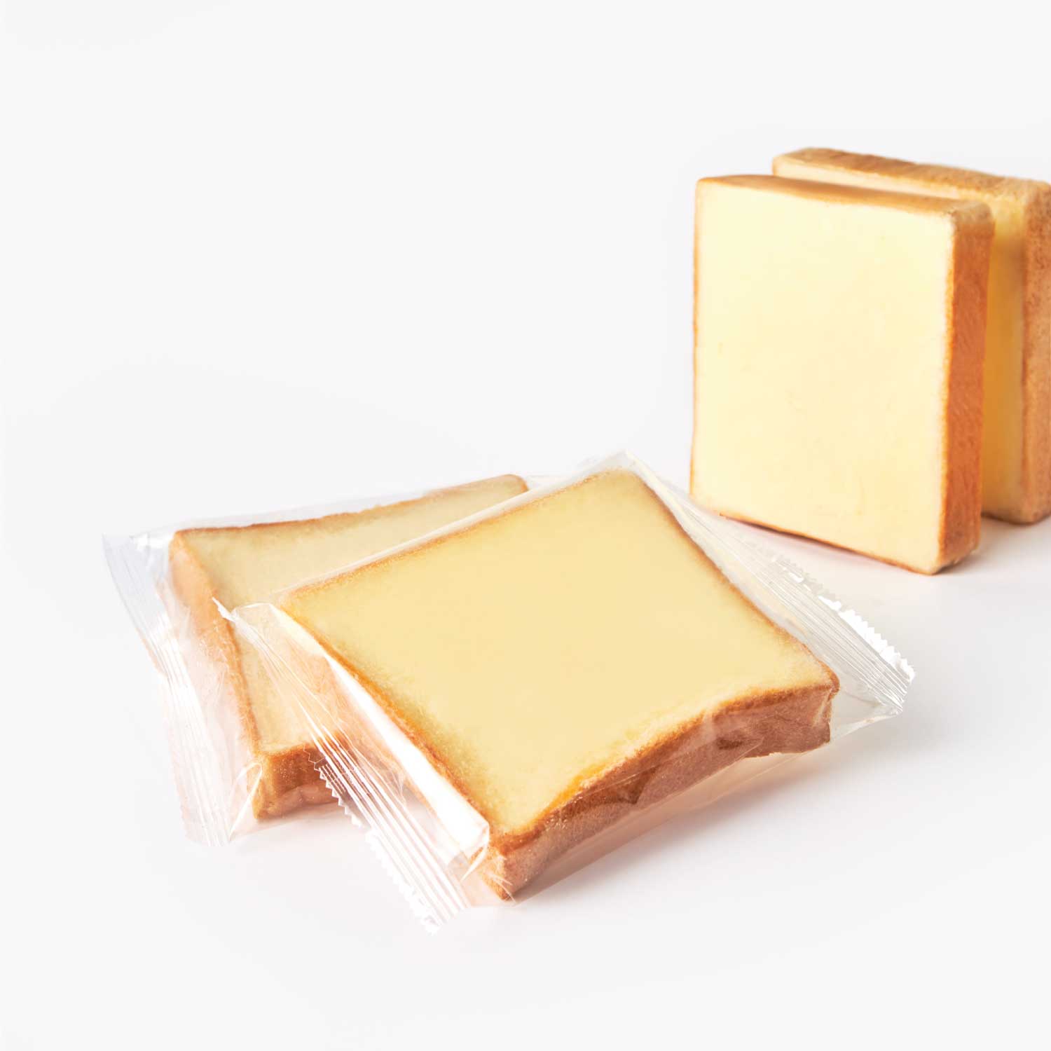 ขนมปังเเช่แข็ง : SYNOVA ขนมปังแซนด์วิชโทสตส์ ไลด์ทาเนย (กล่อง)